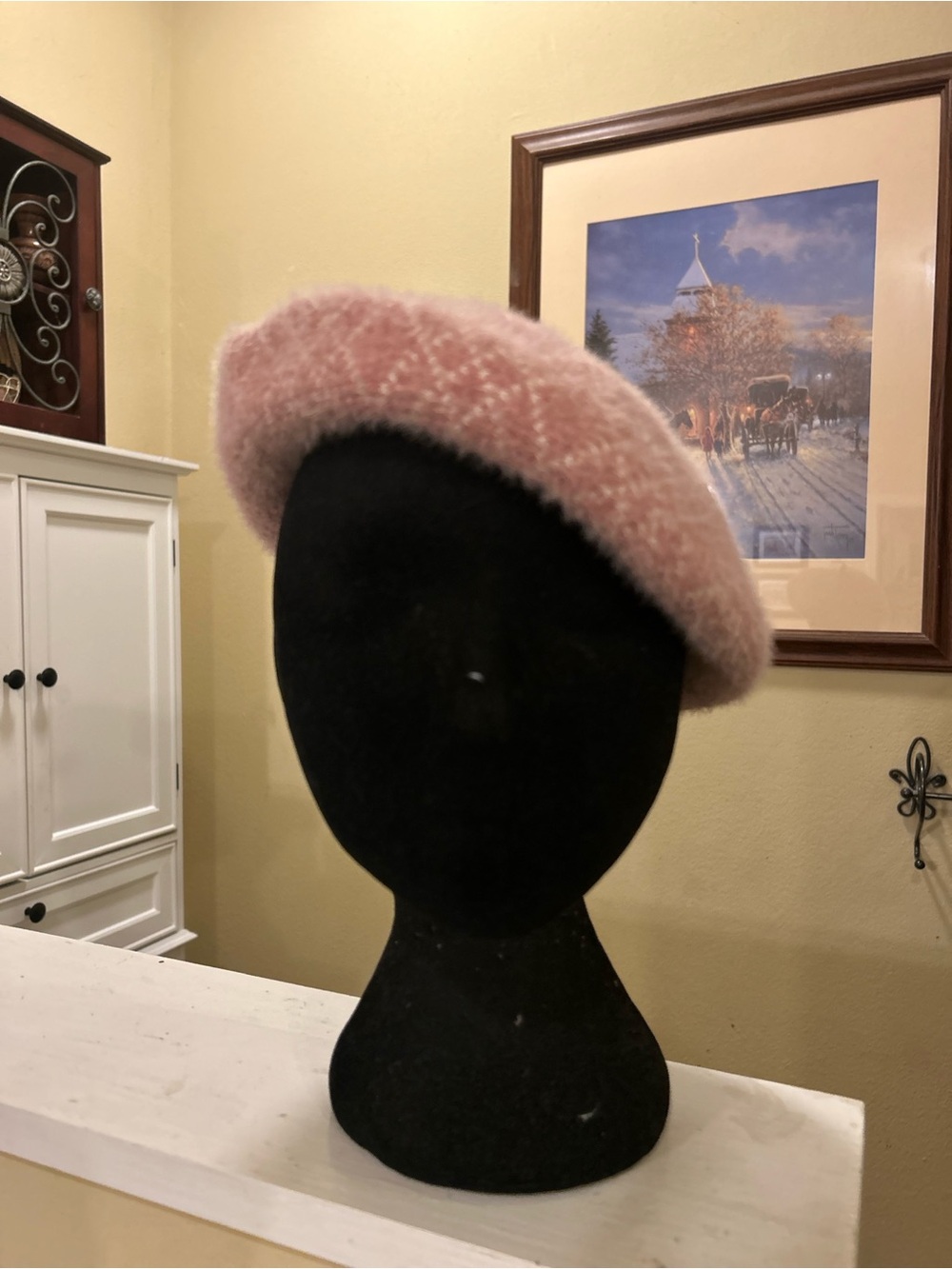 Women's Fuzzy Pink Beret Hat